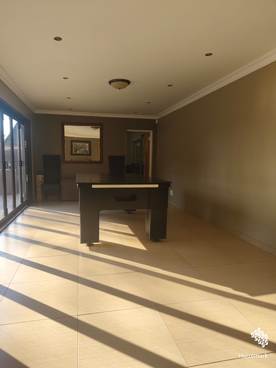 5 Bedroom Property for Sale in Vaalpark Free State
